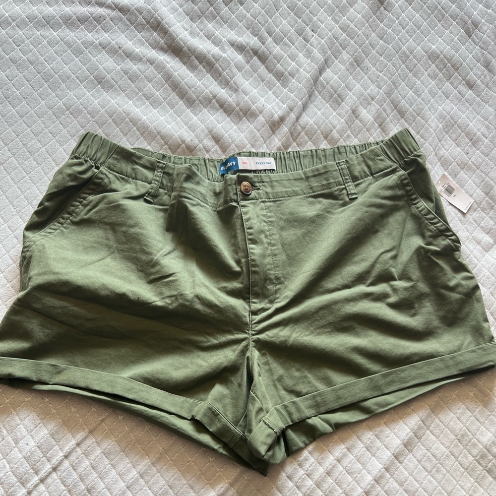 COPY - Old Navy Size XXL olive green shorts new with tags